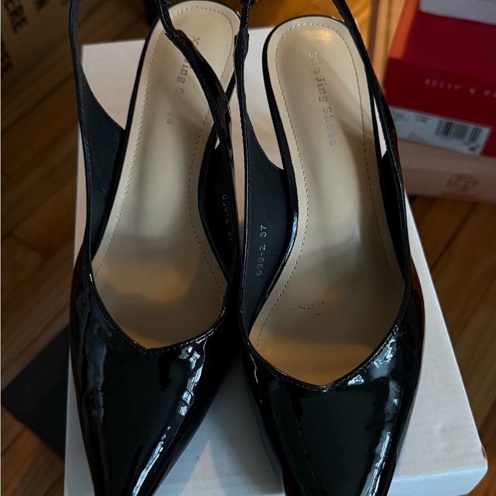 Elegant Black Slingback Heels